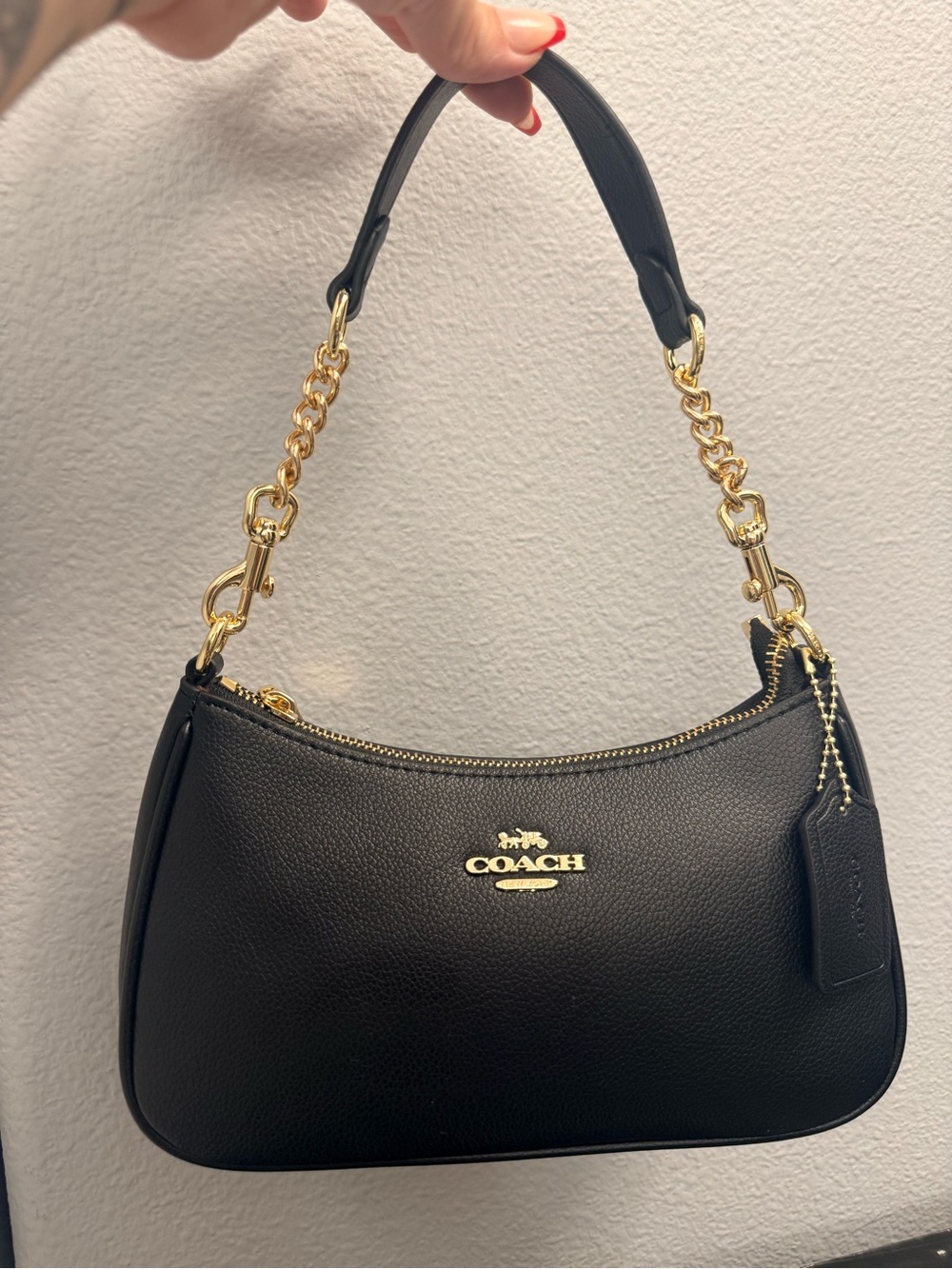COACH Black Pebbled Leather Shoulder Bag with Gold Chain Trim